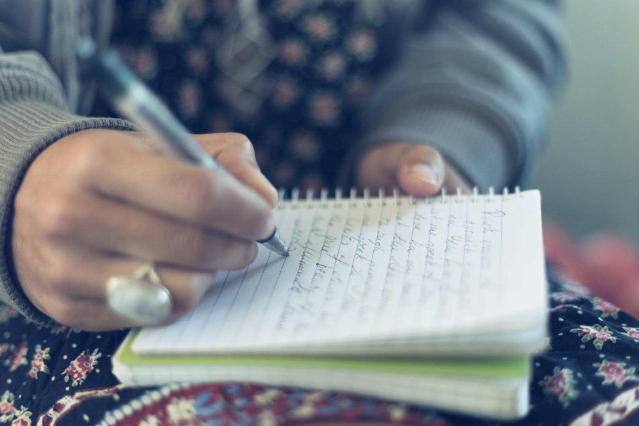 Lernumgebung mit digitalen Audiotools und Übungsunterlagen